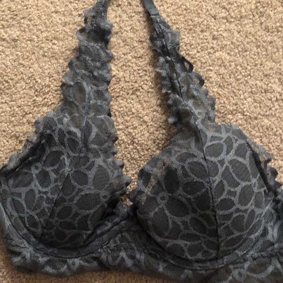 3/$20 • VS PINK HALTER BRALETTE - Picture 5 of 7
